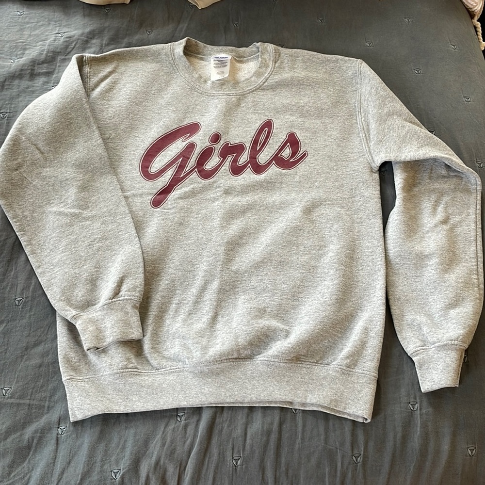 Girls crewneck sweatshirt as seen on Friends